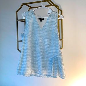 Beautiful light blouse business casual top! Banana republic, size M